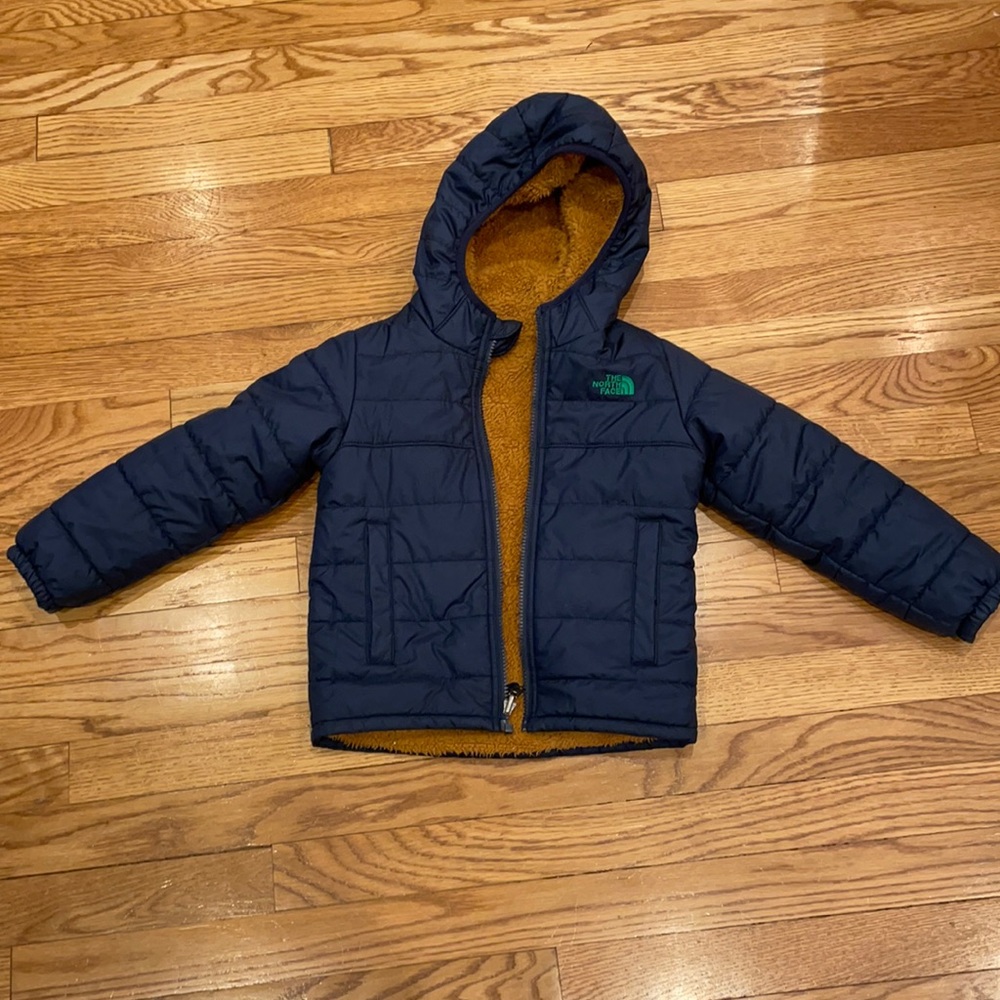 5T North Face reversible coat